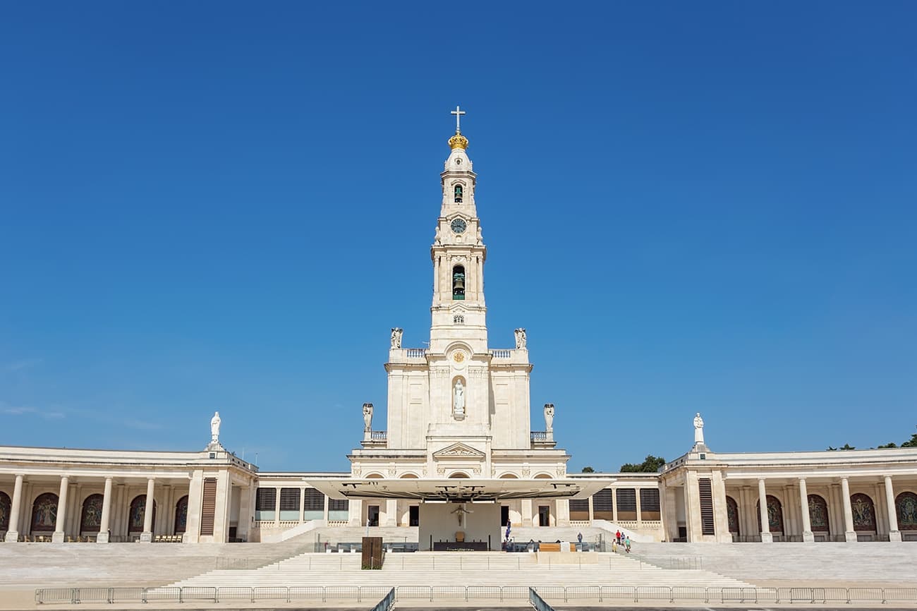Legend has it — Fátima, Batalha, Nazaré and Óbidos