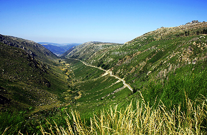 ZÊZERE GLACIAR VALLEY